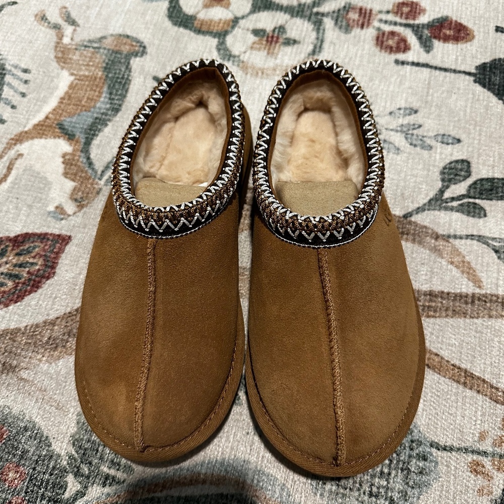 Women’s Ugg Tasman Slippers Size 6